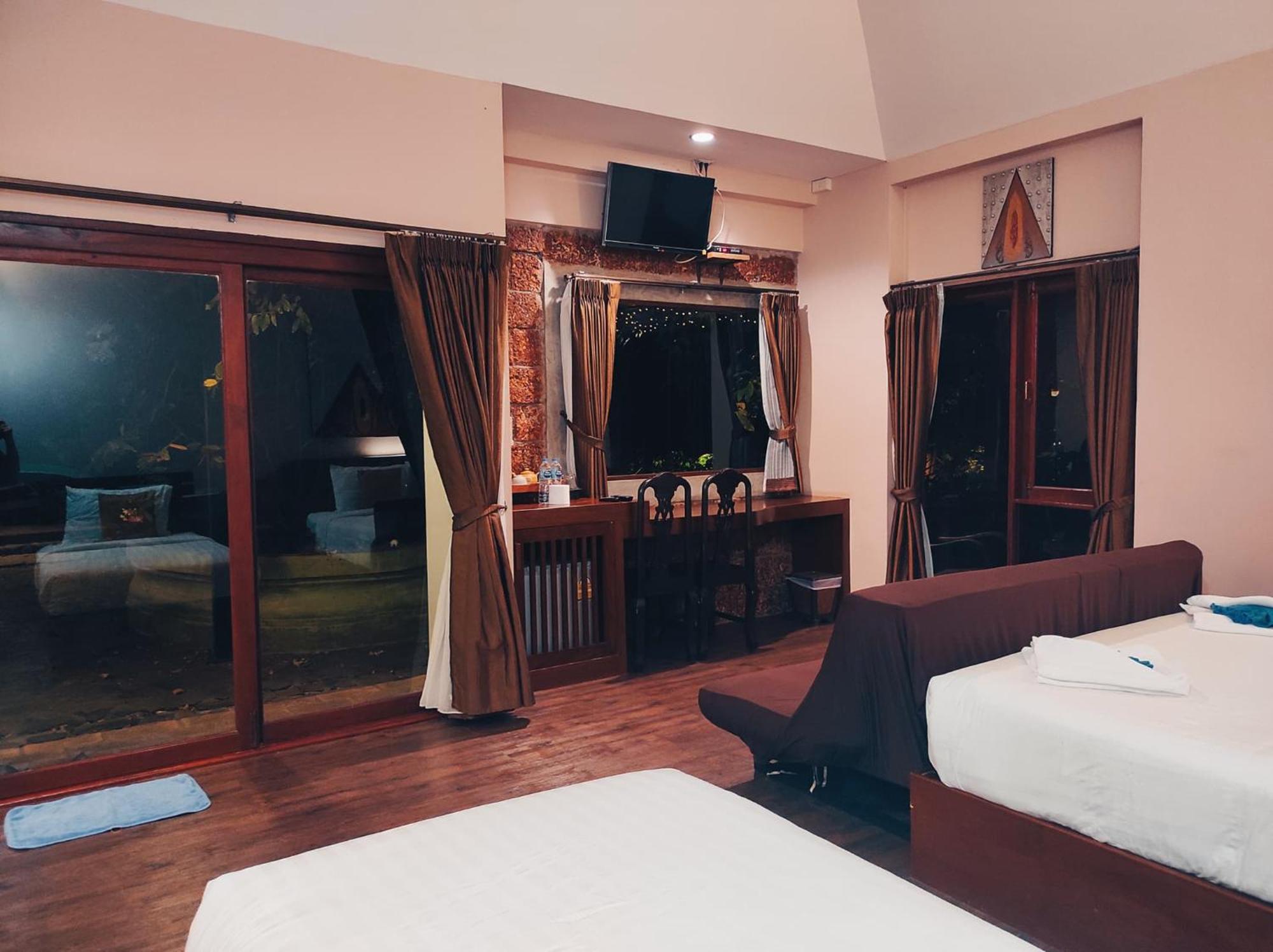 Foresto Sukhothai Guesthome Exterior foto
